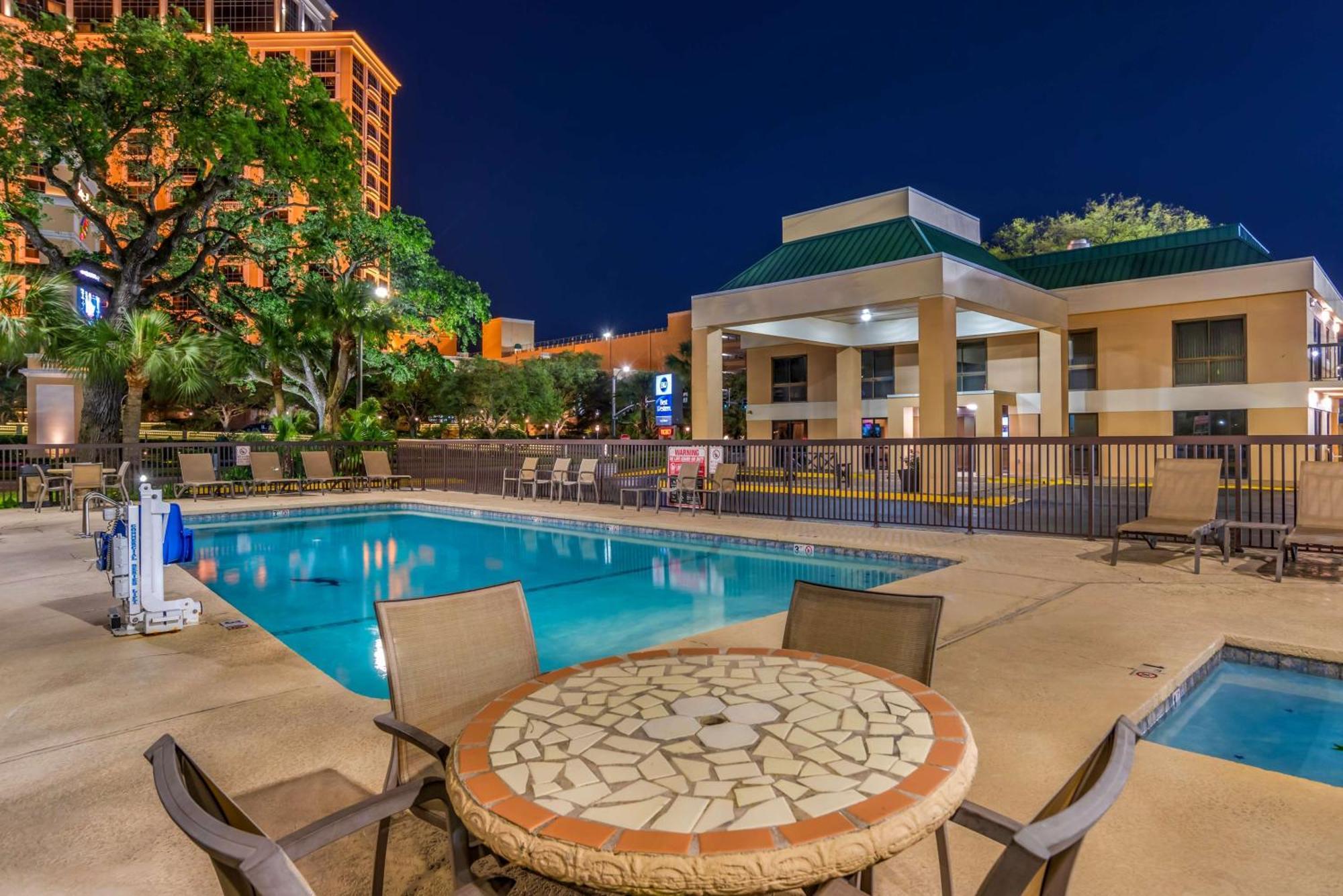 Best Western Oak Manor Билокси Экстерьер фото